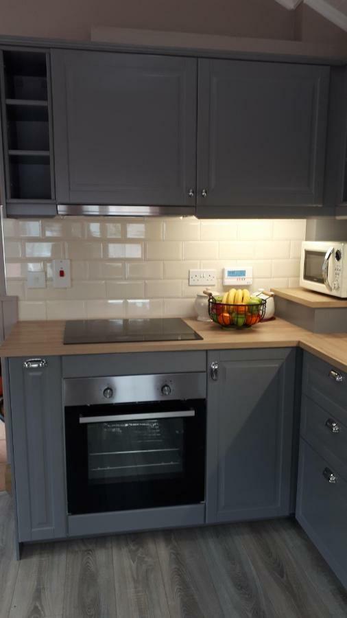 Suzies Self Catering Belmont Apartment Belmont  ภายนอก รูปภาพ