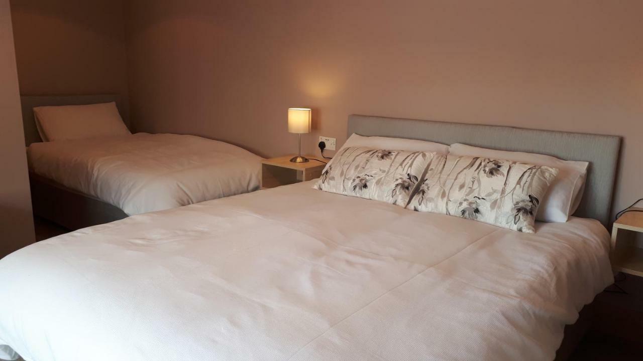 Suzies Self Catering Belmont Apartment Belmont  ภายนอก รูปภาพ